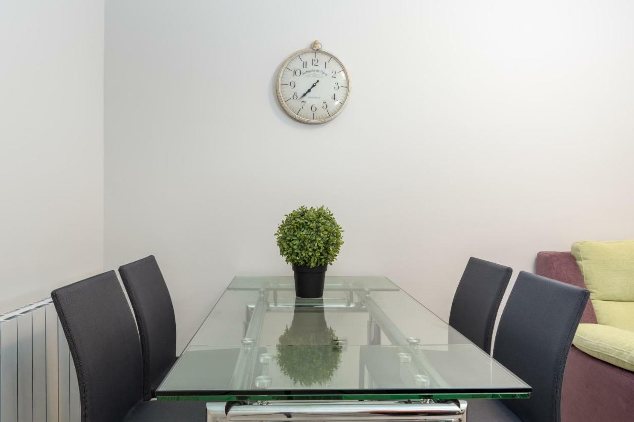 Always Easy I Bermingham Apartment